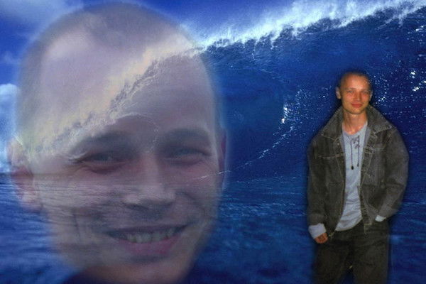 Александр Николаев