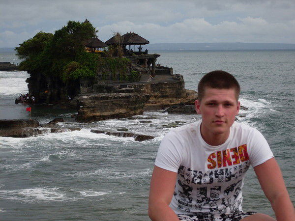 Артем Каракулин