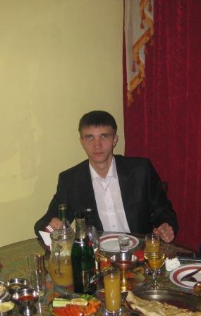 Алексей Езеев