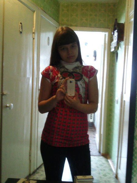 Анна Попова