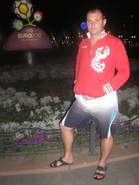 Антон Коновалов