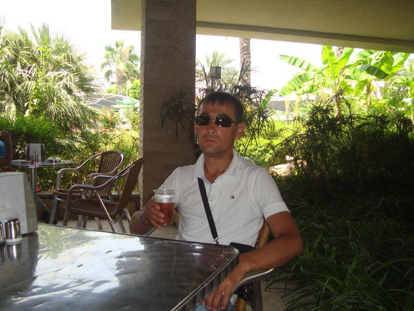 Уразбек Кажединов