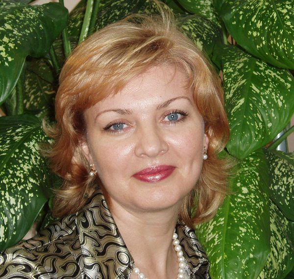 Елена Соколова