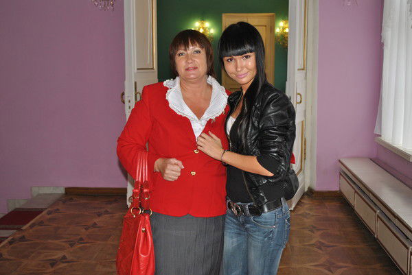 Елена Назарова