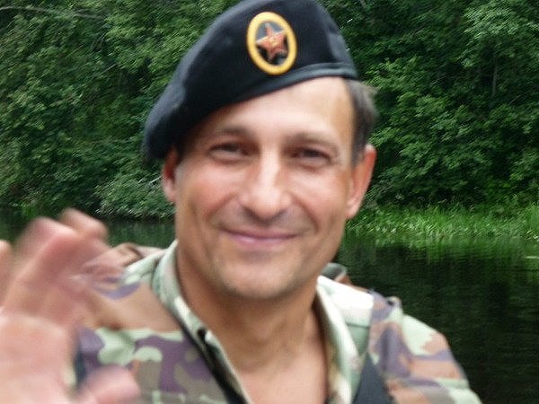 Игорь Безверхний