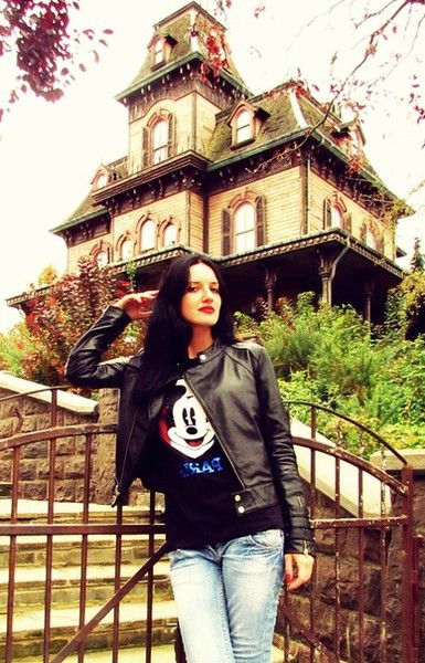 Гелла Степанова