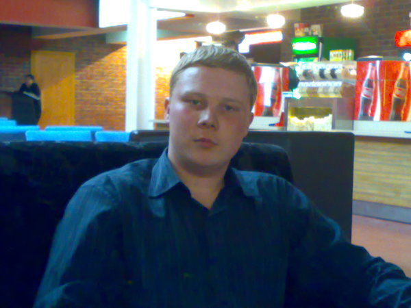 Андрей Тарасов