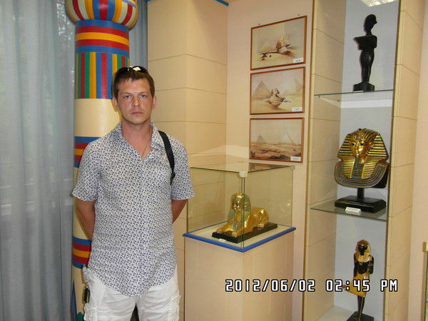 Михаил Овчаров