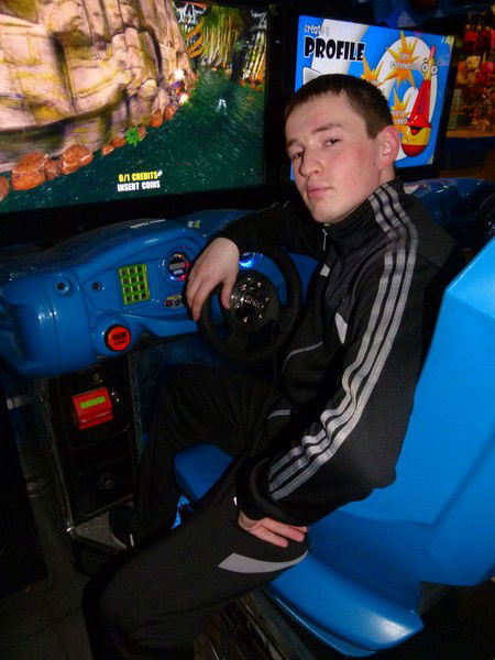 Димон Бондаренко