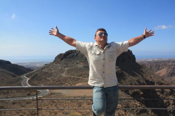 Влад Паспортников