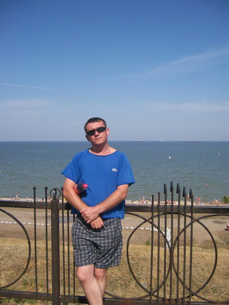 Денис Павлов