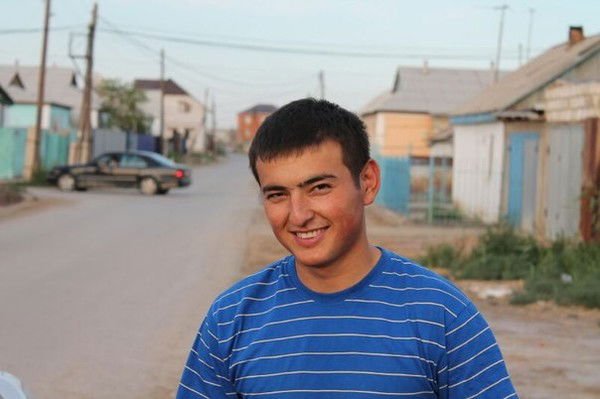 Муратбек Дакенов