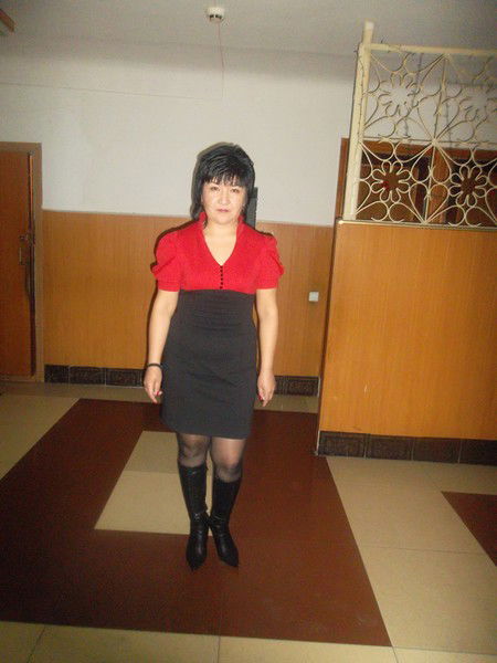 Сания Лауенова