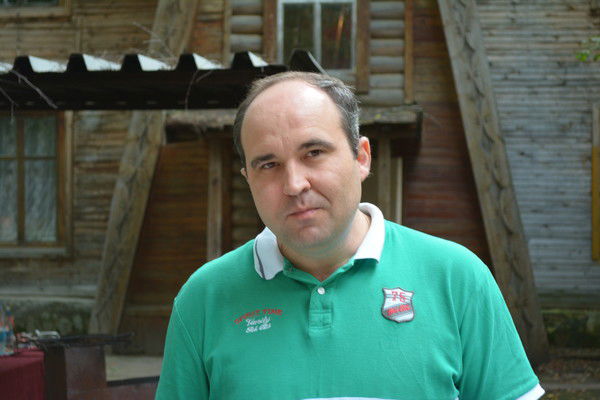 Александр Лелюхин