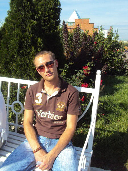 Денис Белозёров