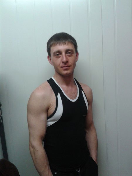 Олег Хабаров