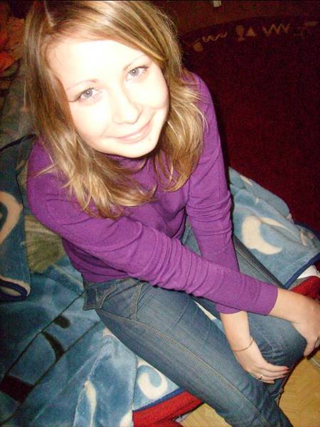 Юлечка Леонова