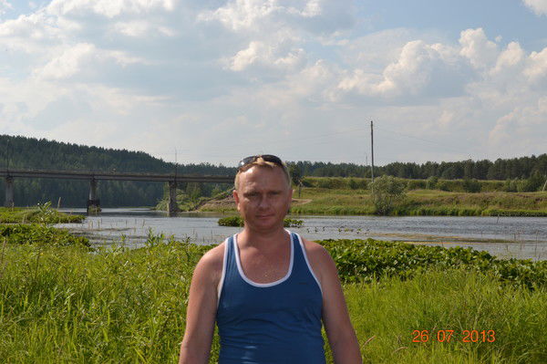 Павел Бобров