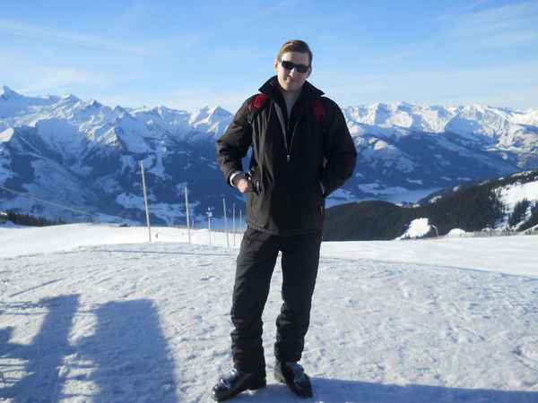 Антон Кутявин