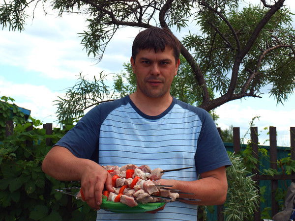 Известно Известнов