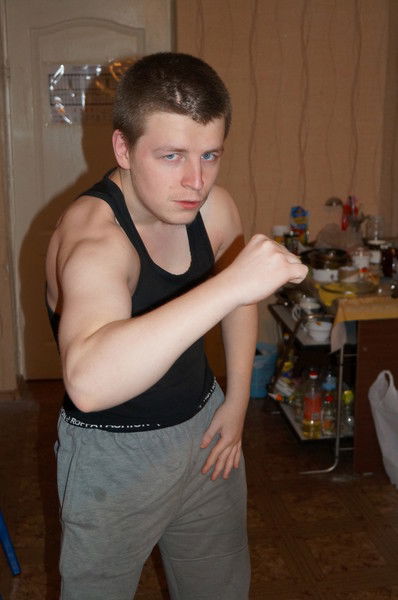 Артем Волот