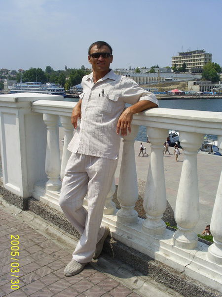 Андрей Новиков