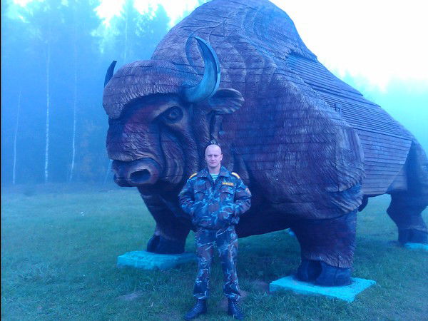 Денис Тихонов