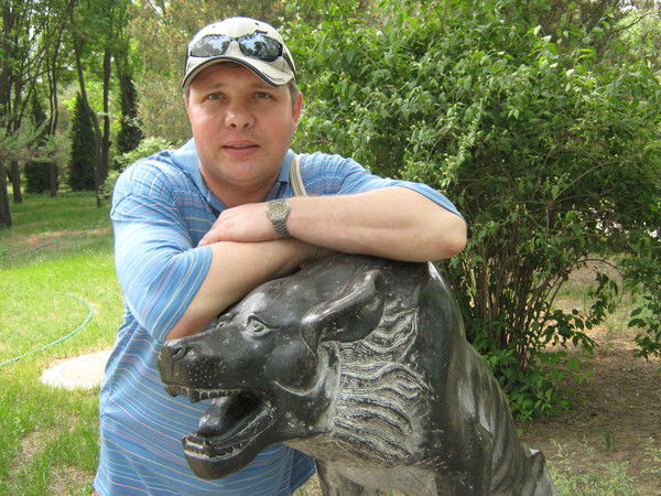 Михаил Титенок