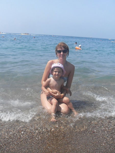 Елена Стонис