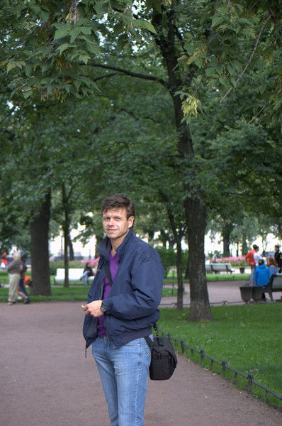 Андрей Олейник