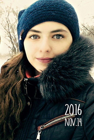 Аня Синільник