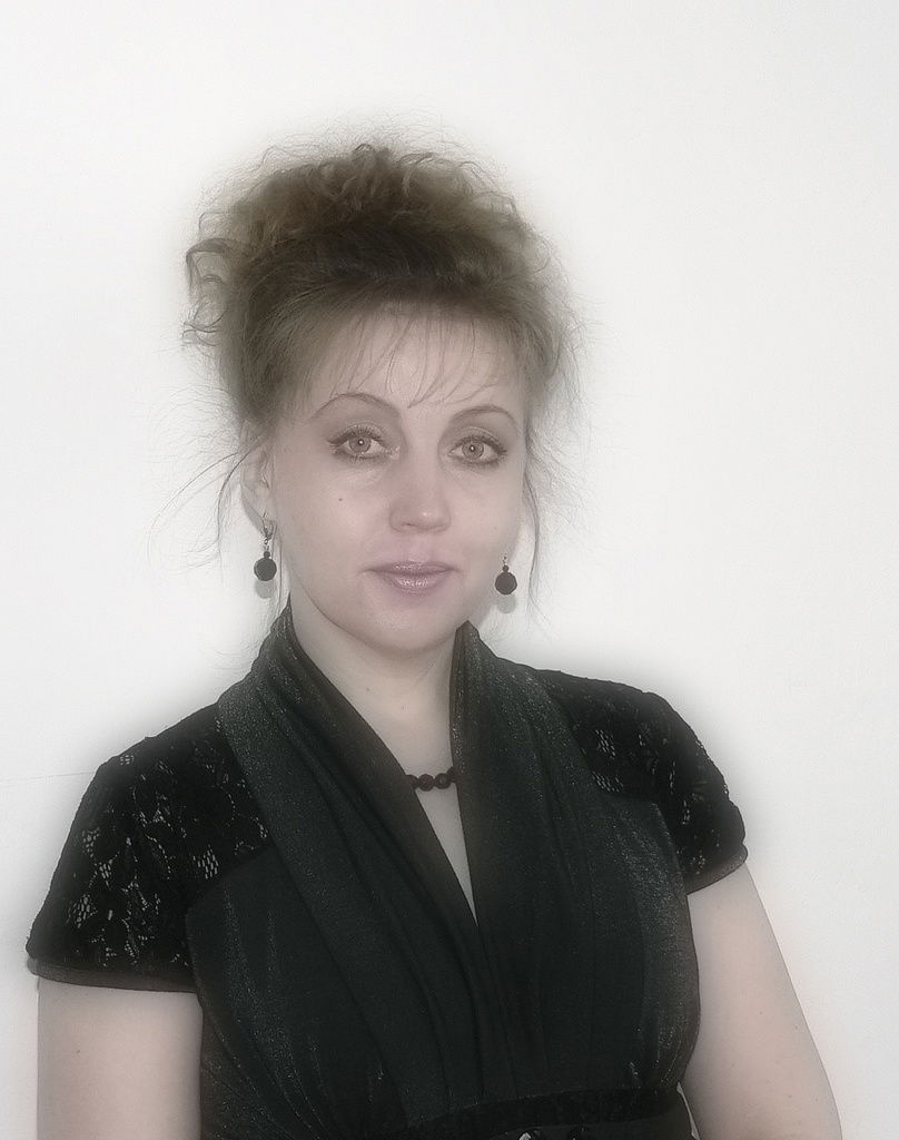 Наташа Аманжулова