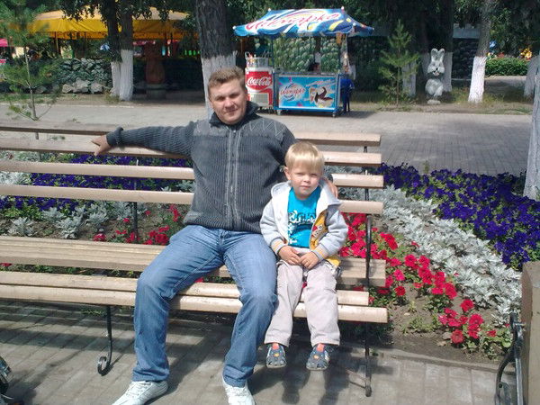 Андрей Ларионов