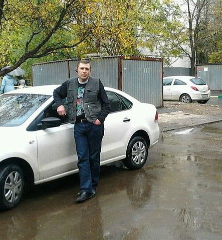 Юрий Степанов