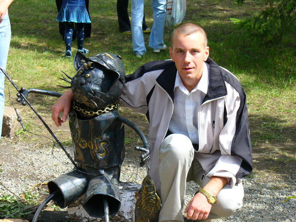 Евгений Пикалов