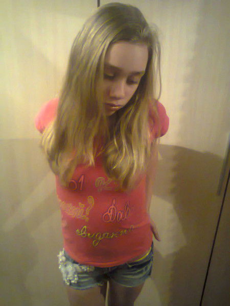 Оч@ров@шк@ ****