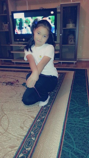 Назым Оразва