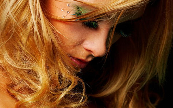 Ягодка - ))))))))))))