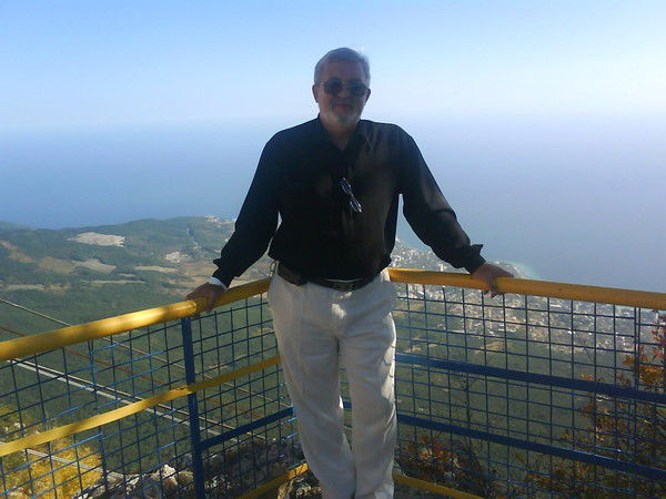 Владимир Дандов