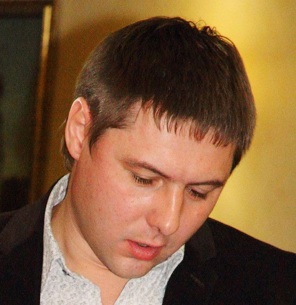 Андрей Колесников