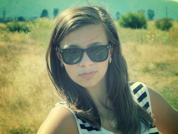 Неля Попович