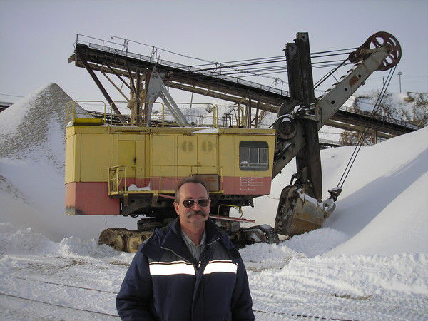 Владимир Леонов