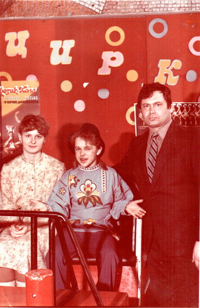 Виктор Максимов