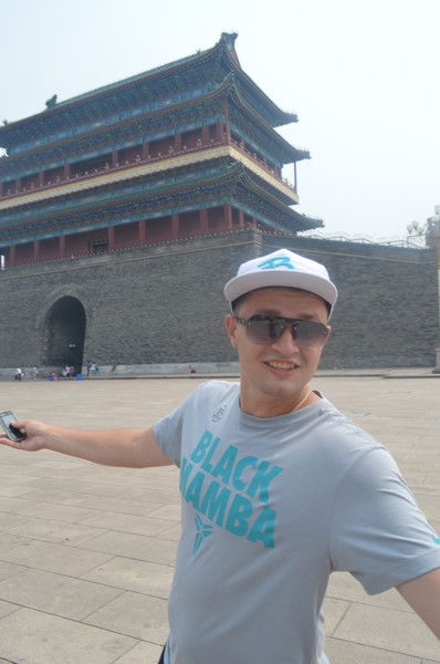 Рома Новиков