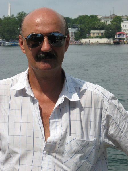 Игорь Демидов