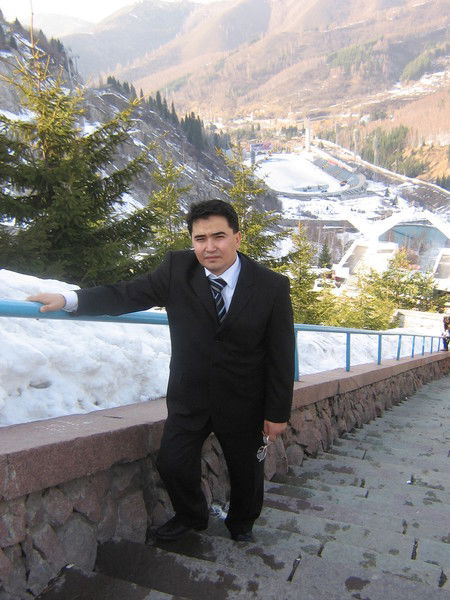 Алмас Сейтказинов