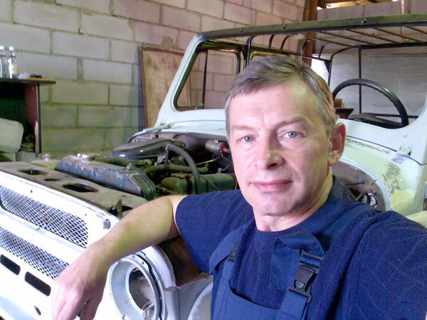 Александр Гордеев