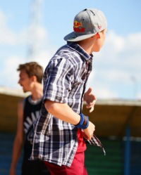 Юрий Холмов