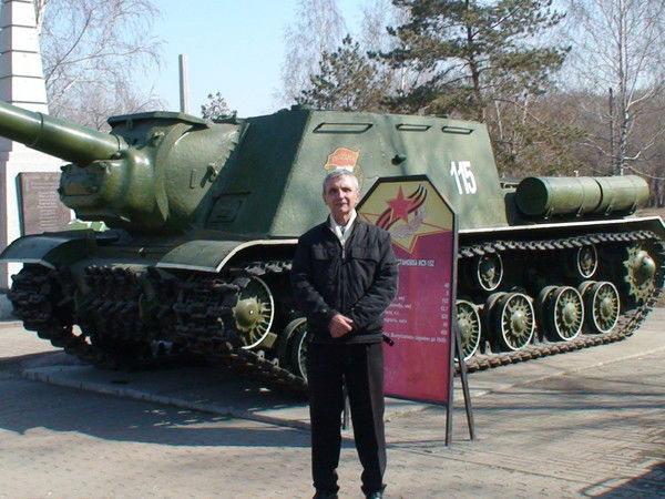 Юрий Мешков