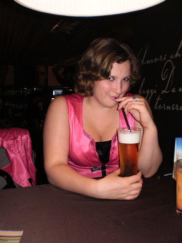 Неизвестно Неизвестно